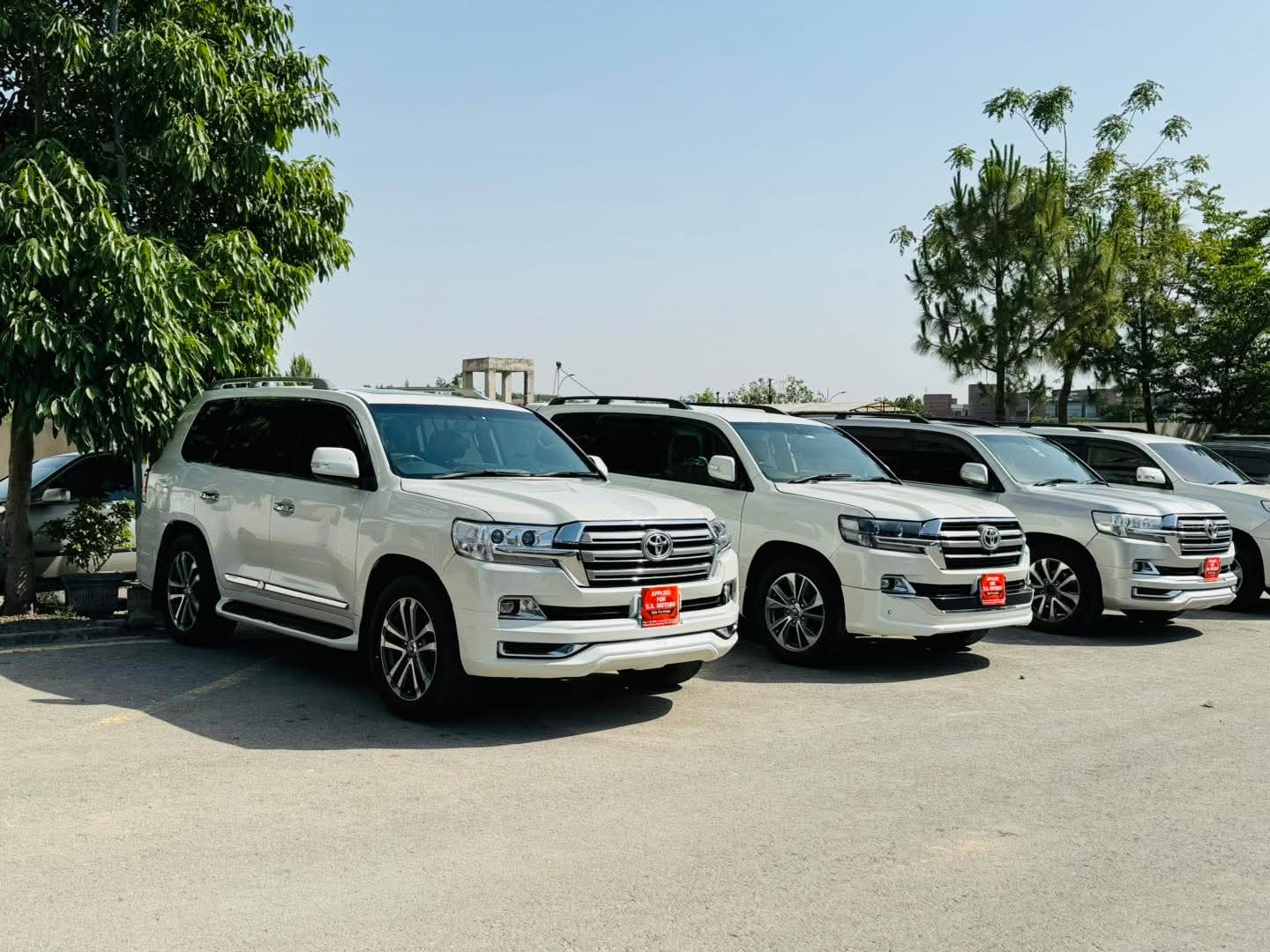 LAND CRUISER FLEET