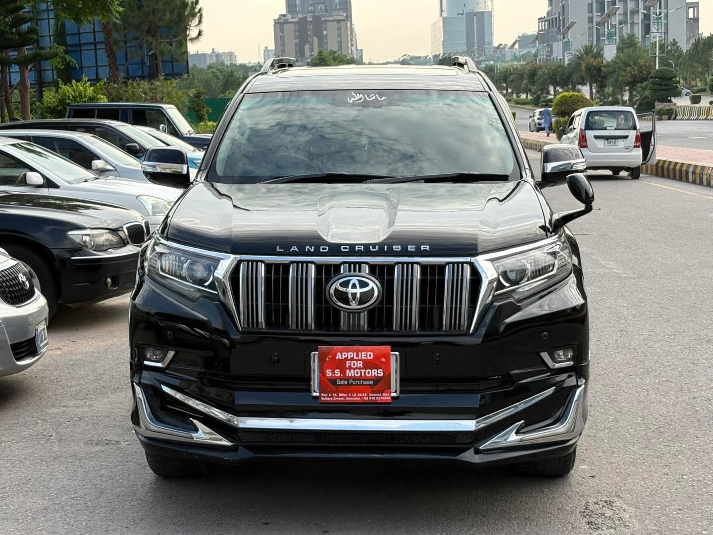 TOYOTA PRADO